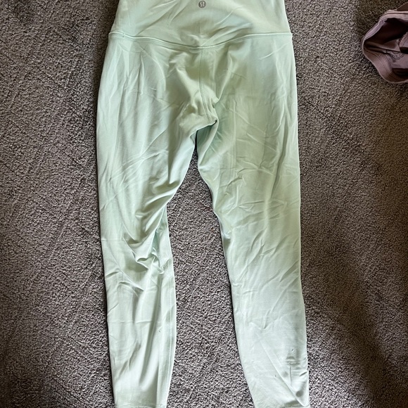 NWOT Lululemon Align High rise legging 28” size 6 delicate mint - Picture 4 of 6